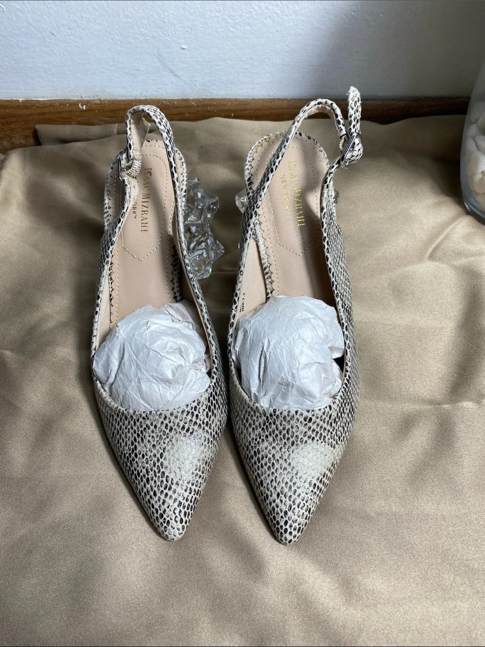 Isaac Mizrahi Cream Snake-Print Pointed Slingback Heels
